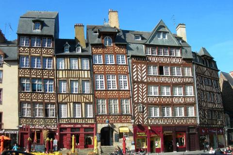 On sort à Rennes le dimanche